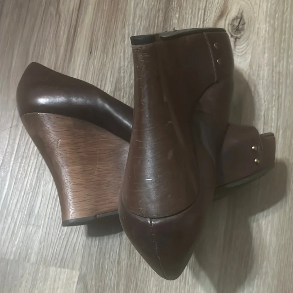 Via Spiga Brown Leather Peep-Toe Wedge Heels